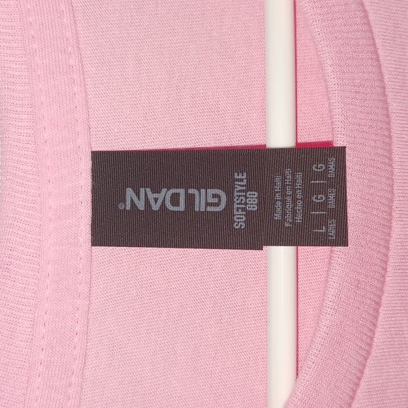 Hello Kitty - Pink T-Shirt! - Picture 2 of 3